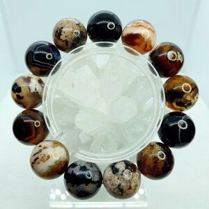 🌸 17mm Black Flower Agate Bracelet